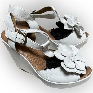 Born Shoes White Leather Wedges